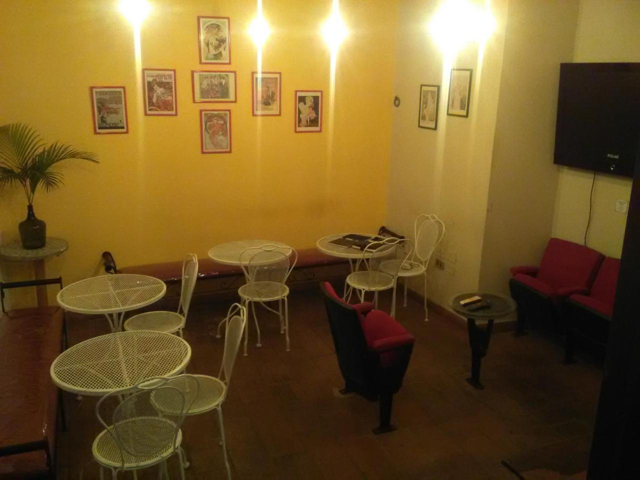 Black Cat Hostel Asuncion Exterior photo